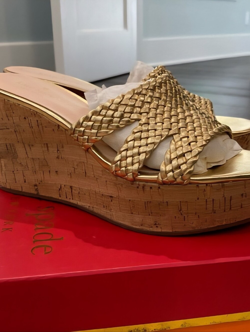 Kate Spade Taravela Gold Wedges Size 7